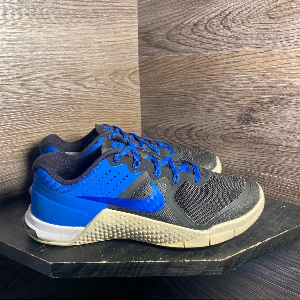 Nike Metcon blue black white